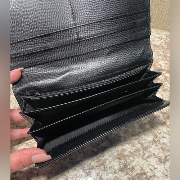 ❌SOLD!❌ PRADA Vintage Tessuto Nero Nylon & Leather Wallet Italy 100% Authentic! - Picture 10 of 16